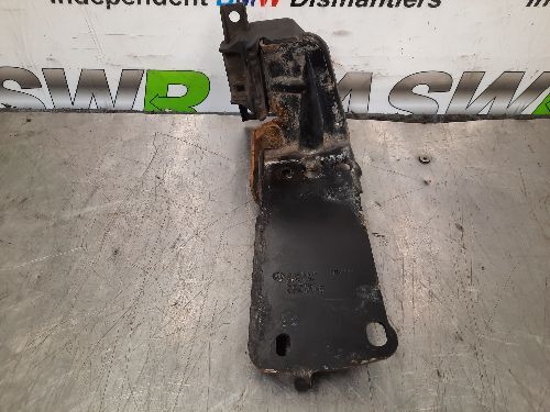 BMW Radiator Support Bracket Right Side E81 E87 E90 E93 1 3 SERIES