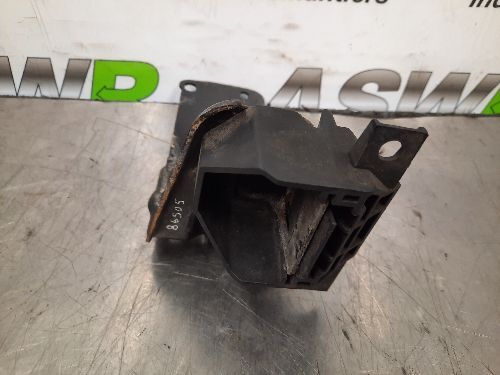 BMW Radiator Support Bracket Right Side E81 E87 E90 E93 1 3 SERIES