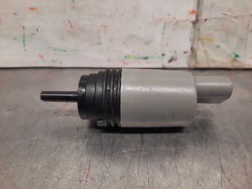 BMW Windscreen Washer Pump Various E & F Generation Models