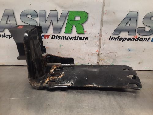BMW Radiator Support Bracket Left Side E81 E87 E90 E93 1 3 SERIES
