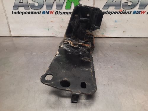 BMW Radiator Support Bracket Left Side E81 E87 E90 E93 1 3 SERIES