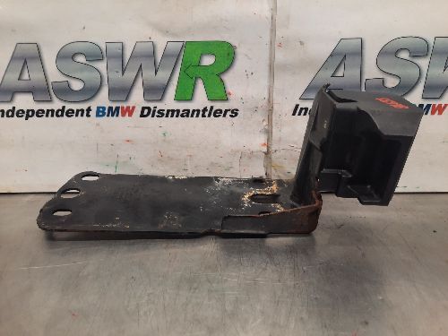 BMW Radiator Support Bracket Left Side E81 E87 E90 E93 1 3 SERIES