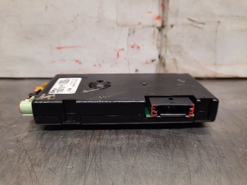 BMW Radio Antenna Amplifier Unit F22 F30 F32 2 3 4 SERIES