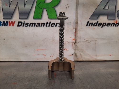 BMW Fuel Injector Clamp B37 B47 N47N Diesel Engines