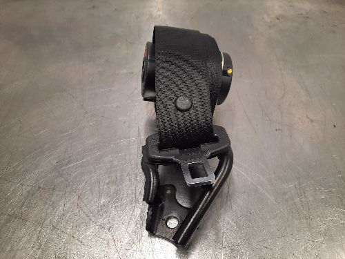 BMW Rear Seat Belt O/S Drivers Right E88 1 SERIES Convertible