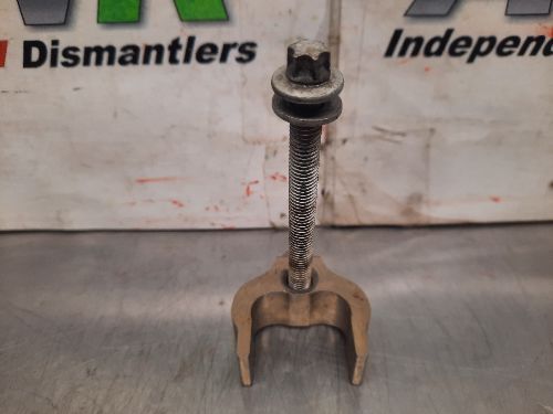 BMW Fuel Injector Clamp B37 B47 N47N Diesel Engines