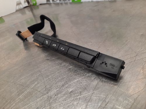 BMW 1 SERIES Centre Console Switch Panel E88 Convertible