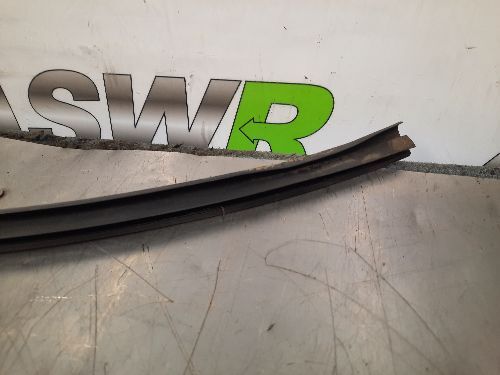 BMW Windscreen Weatherstrip Seal E31 8 SERIES