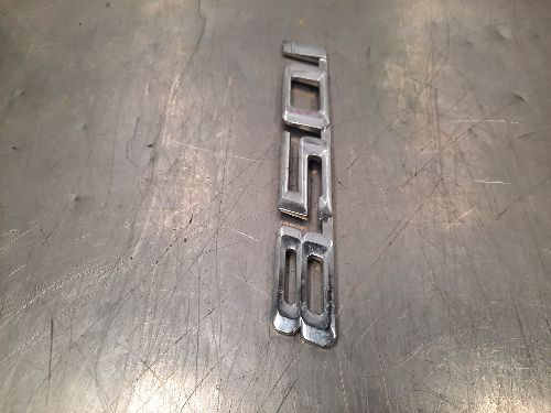 BMW Rear Boot Lid 850I Emblem Badge E31 8 SERIES