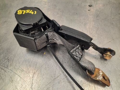 BMW Rear Seat Belt Right OR Left E31 8 SERIES 850Ci