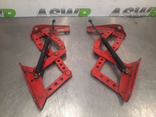 BMW 8 SERIES E31 Bonnet Hinges Pair