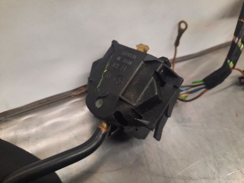 BMW E31 8 SERIES Indicator Stalk Switch