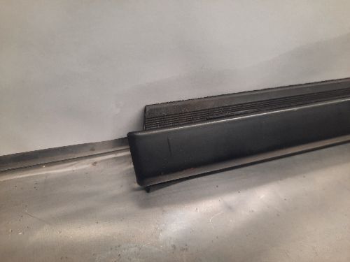 BMW E31 8 SERIES Rear Window Weather Strip O/S Drivers Side
