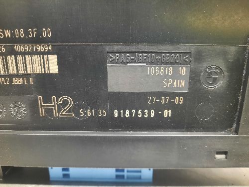 BMW E87 1 SERIES Body Control Module Junction Box