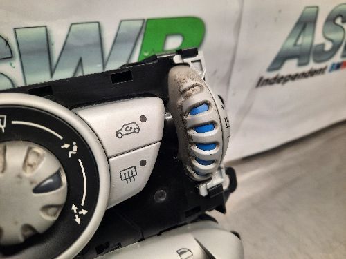MINI Cooper R55 R56 Air Conditioning Heater Control Switch Panel
