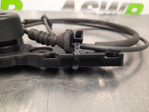 BMW Bonnet Release Cable & Lever F40 F44 1 2 SERIES