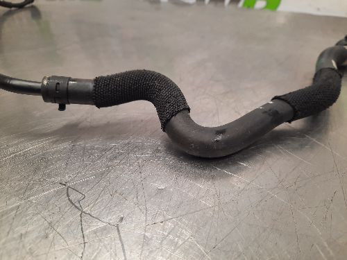 BMW Coolant Hose Expansion Tank Petrol F40 F44 F45 F46 F48 F39