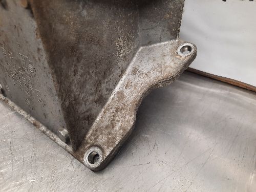 BMW Front Driveshaft Support Bracket E90 F10 F01 3 5 7 SERIES E84 X1
