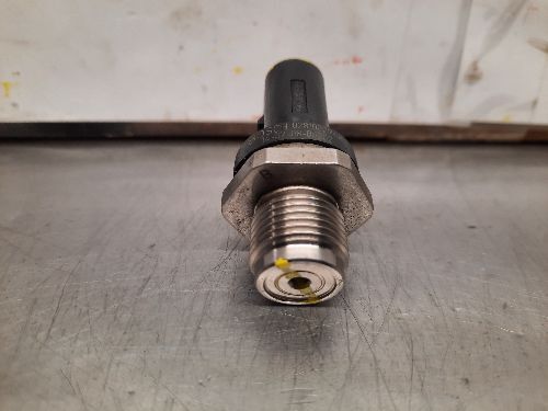BMW Fuel Pressure Sensor Diesel E88 F30 F10 3 4 5 SERIES