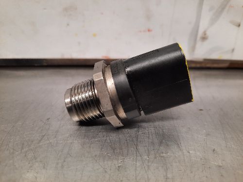BMW Fuel Pressure Sensor Diesel E88 F30 F10 3 4 5 SERIES
