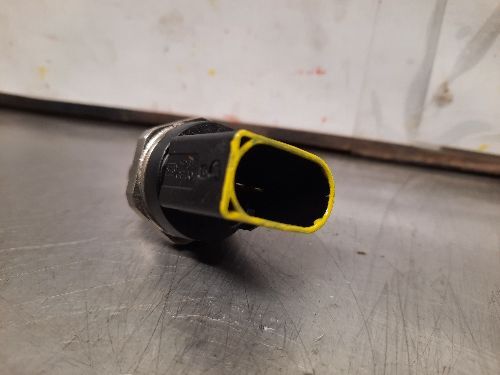 BMW Fuel Pressure Sensor Diesel E88 F30 F10 3 4 5 SERIES