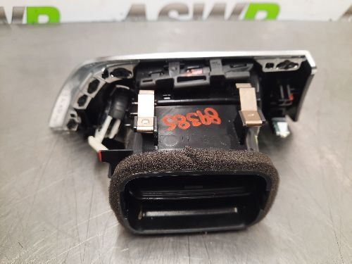 BMW Air Vent Dashboard O/S Drivers Right F20 F22 1 2 SERIES