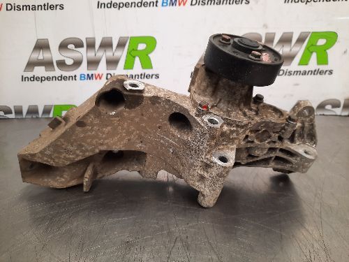BMW Water Pump & Support Bracket F20 F22 F30 F32 1 2 3 4 SERIES B38