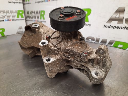 BMW Water Pump & Support Bracket F20 F22 F30 F32 1 2 3 4 SERIES B38