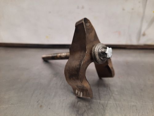 BMW Fuel Injector Clamp B37 B47 N47N Diesel Engines