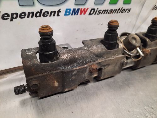 MINI COOPE R50 R52 W10 Petrol Fuel Injection Rail
