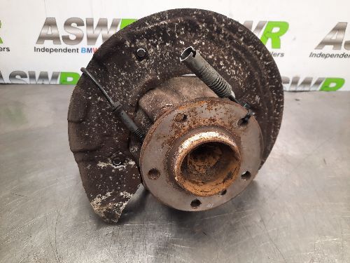 BMW 1 3 SERIES Hub Wheel Front N/S Passenger Left E82 E87 E90