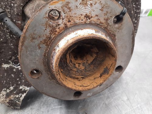 BMW 1 3 SERIES Hub Wheel Front N/S Passenger Left E82 E87 E90