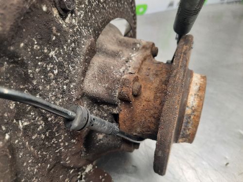 BMW 1 3 SERIES Hub Wheel Front N/S Passenger Left E82 E87 E90