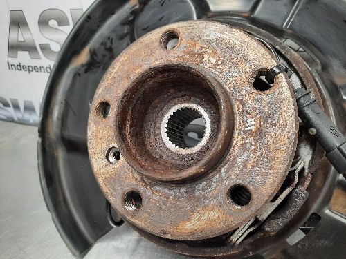 BMW Rear Wheel Hub N/S Passenger Left F32 F33 F36 4 SERIES