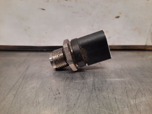 BMW Fuel Pressure Sensor Diesel E88 F30 F10 3 4 5 SERIES