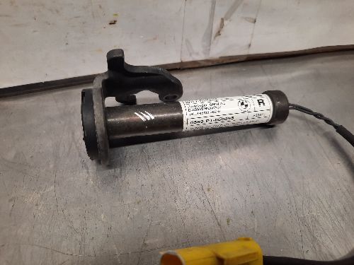 BMW Bonnet Actuator O/S Drivers Side F10 F11 F06 F12 F13 F01