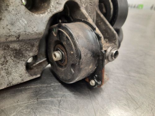 BMW E46 320d M47N 2.0 DIESEL ALTERNATOR BELT TENSIONER PULLEY