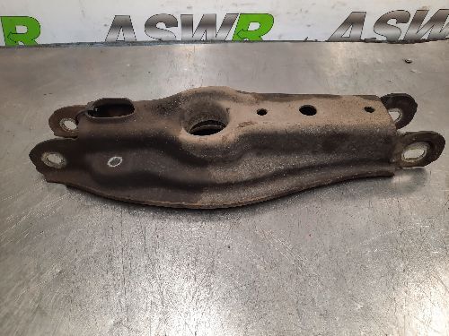 BMW E82 E87 E90 E91 1 3 SERIES O/S Drivers Rear Suspension Arms