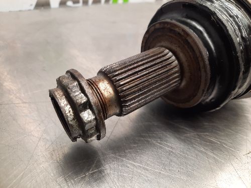 BMW E83 X3 LCI Front Driveshaft O/S Drivers Right