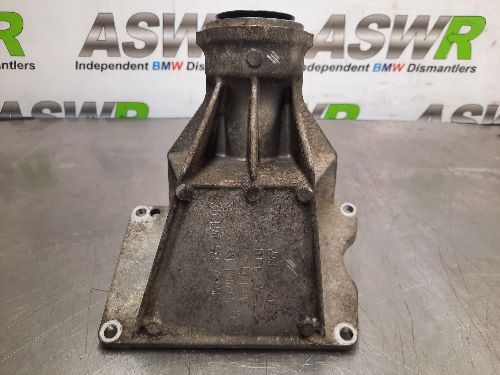 BMW E83 X3 Front Driveshaft Bracket Right M47N2 M57N2 Diesel