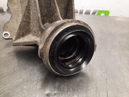 BMW E83 X3 Front Driveshaft Bracket Right M47N2 M57N2 Diesel