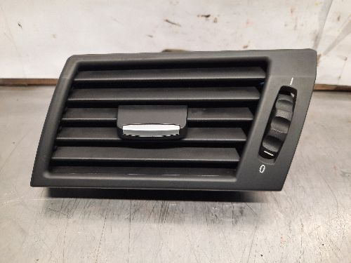 BMW E83 X3 LCI Dashboard Air Vent N/S Passenger Left