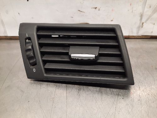 BMW E83 X3 LCI O S Drivers Side Dashboard Air Vent
