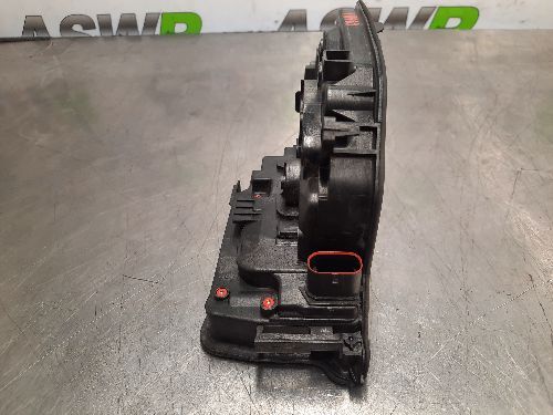 BMW Door Catch Front N/S Left Passenger F45 F46 G11 F48