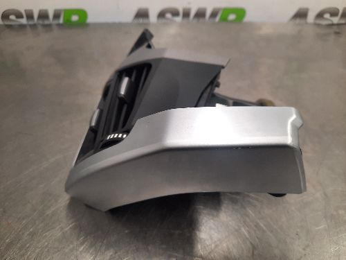 BMW Dash Air Vent O/S Drivers Right Side F15 F85 X5 F16 F86 X6