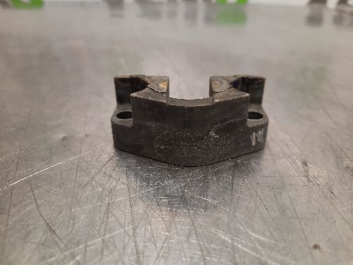 BMW Fuel Injector Clamp Flange M57N2 Diesel E90 E60 E65 E70