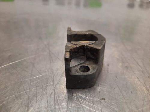 BMW Fuel Injector Clamp Flange M57N2 Diesel E90 E60 E65 E70