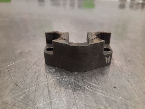BMW Fuel Injector Clamp Flange M57N2 Diesel E90 E60 E65 E70
