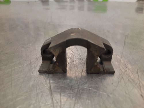 BMW Fuel Injector Clamp Flange M57N2 Diesel E90 E60 E65 E70