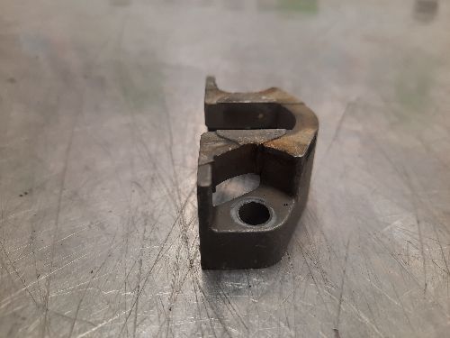 BMW Fuel Injector Clamp Flange M57N2 Diesel E90 E60 E65 E70